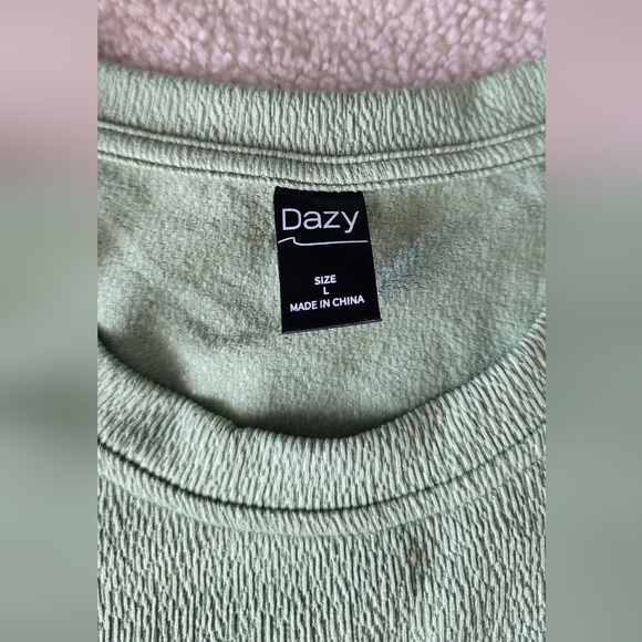 Green Milano Dazy T-Shirt - Picture 2 of 3